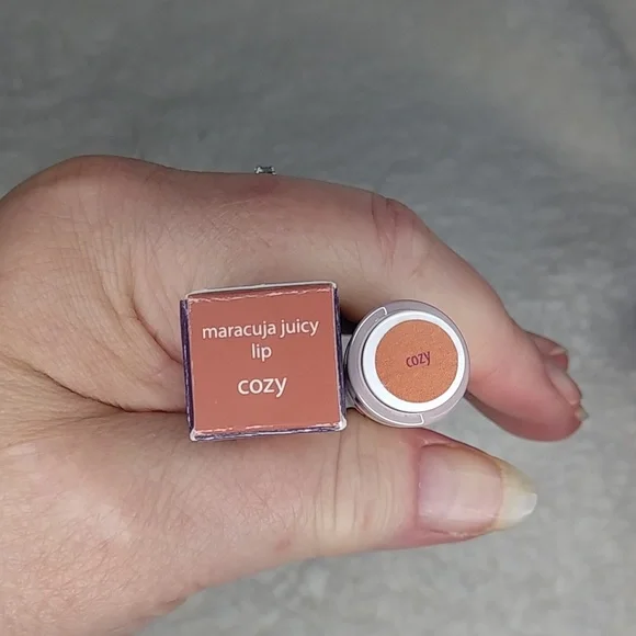 Tarte Maracuja Juicy Lip Balm Gloss in Cozy - Brand New In Box - Picture 6 of 6